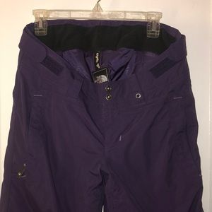 Woman’s Purple Northface Cryptic Snow Pants Size M